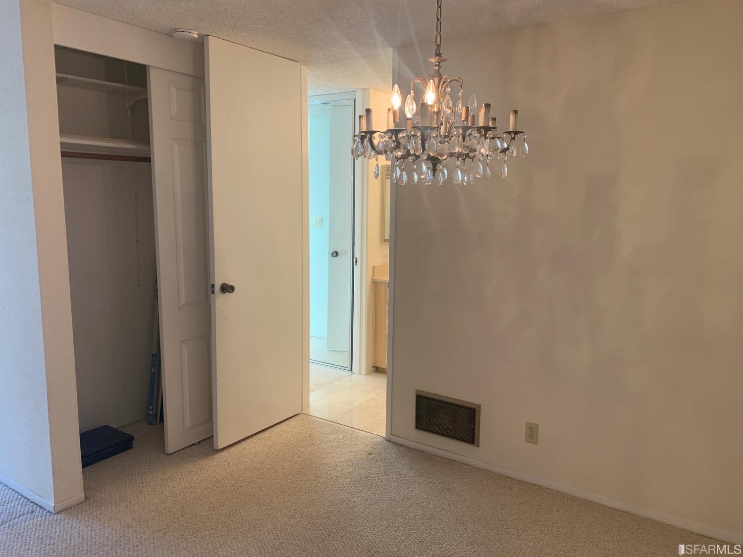 80 Ora Way Unit: G203