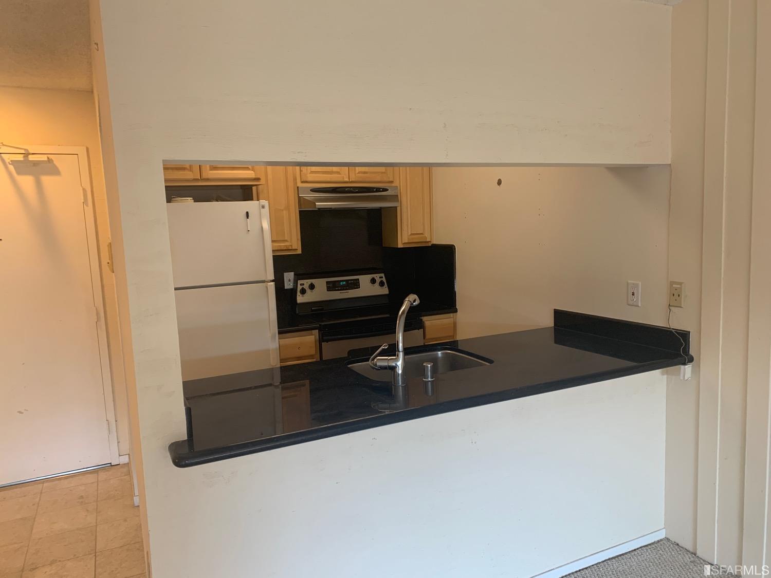 80 Ora Way Unit: G203