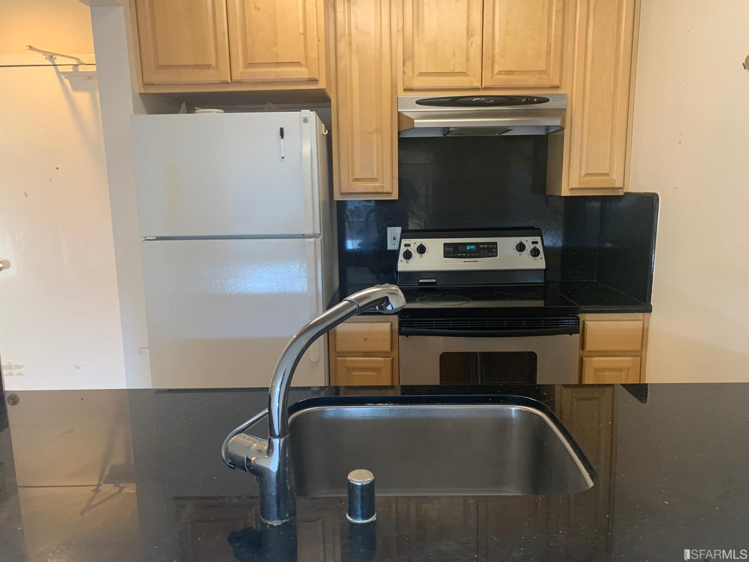 80 Ora Way Unit: G203