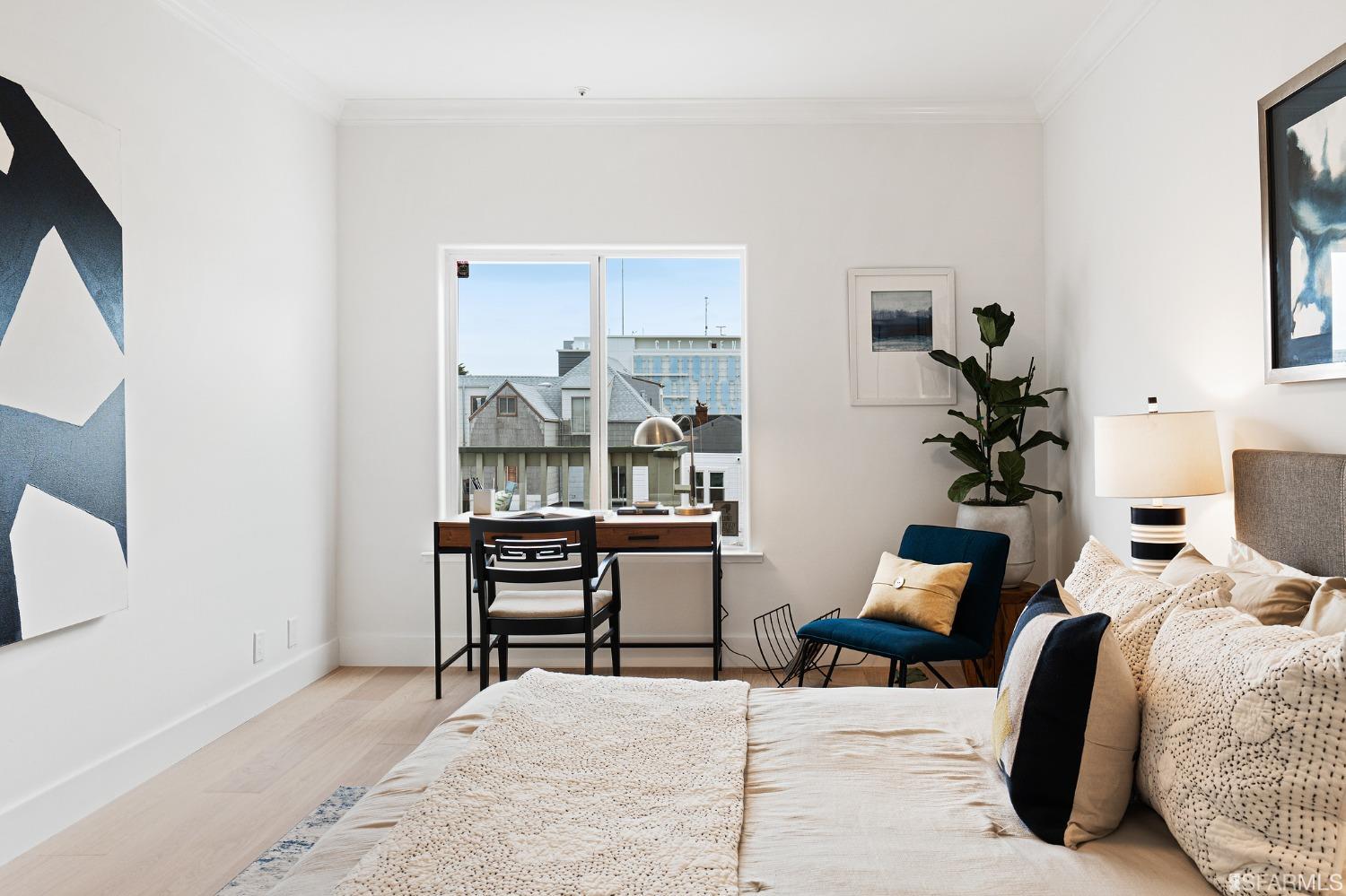 128 Wood Street Unit: 3