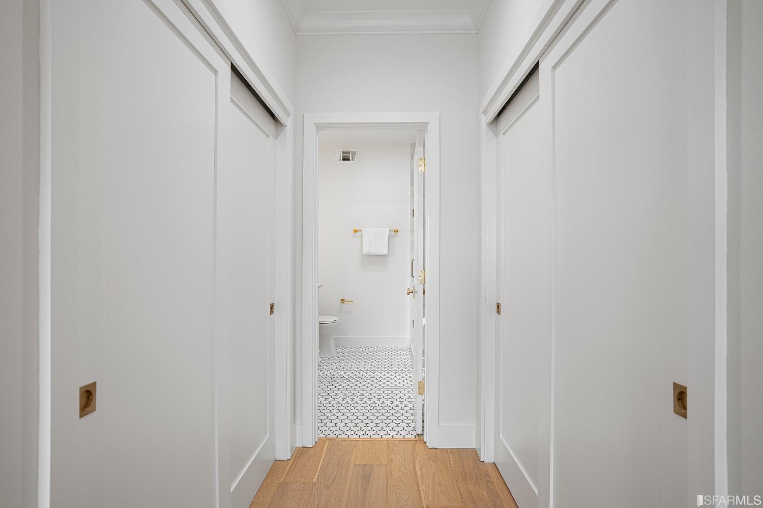 128 Wood Street Unit: 3