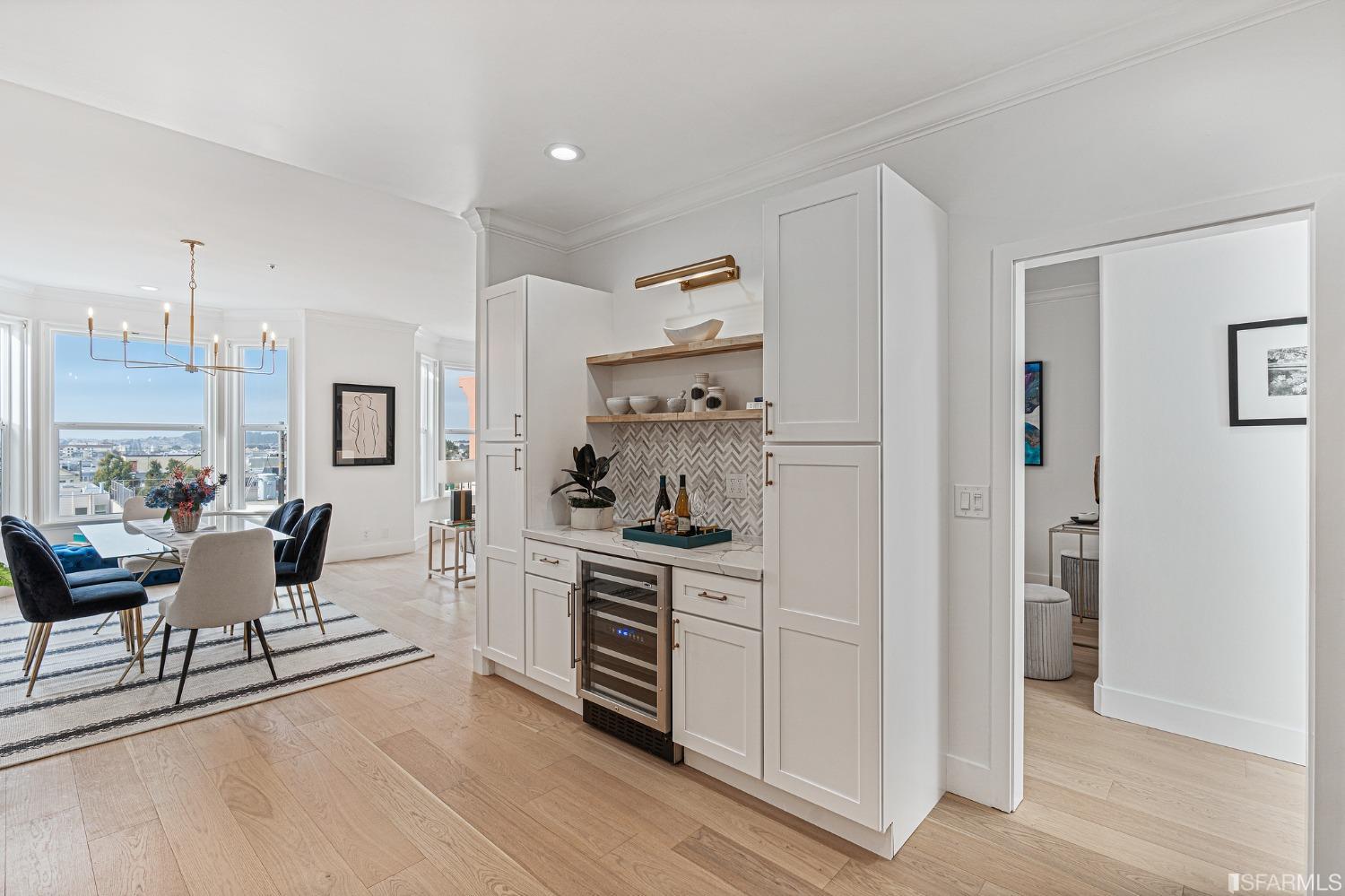 128 Wood Street Unit: 3
