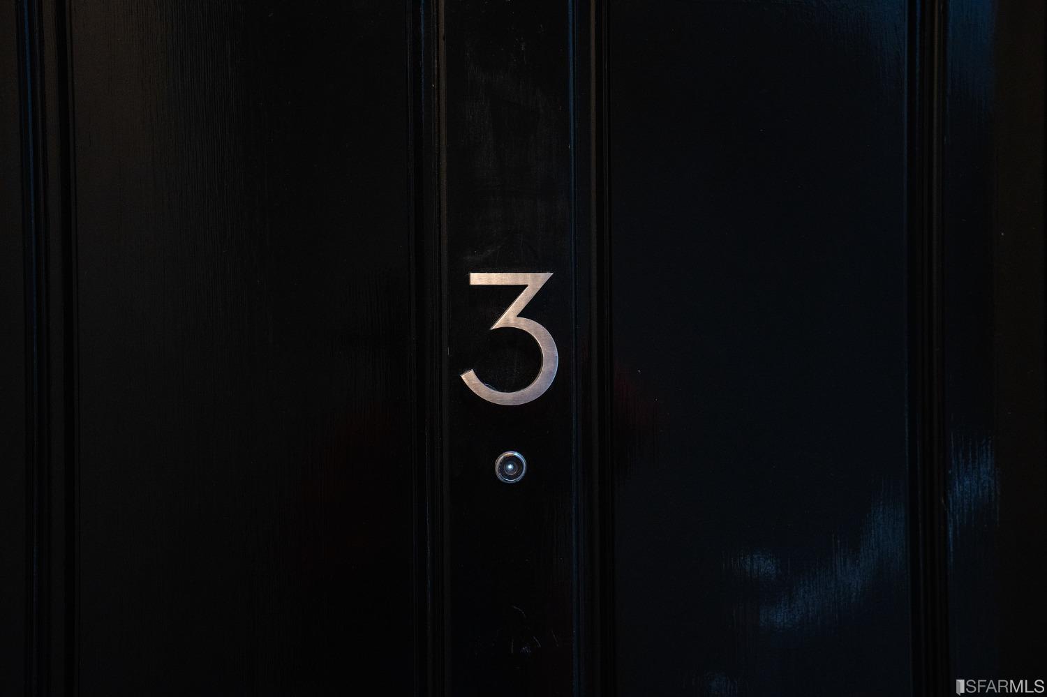 128 Wood Street Unit: 3