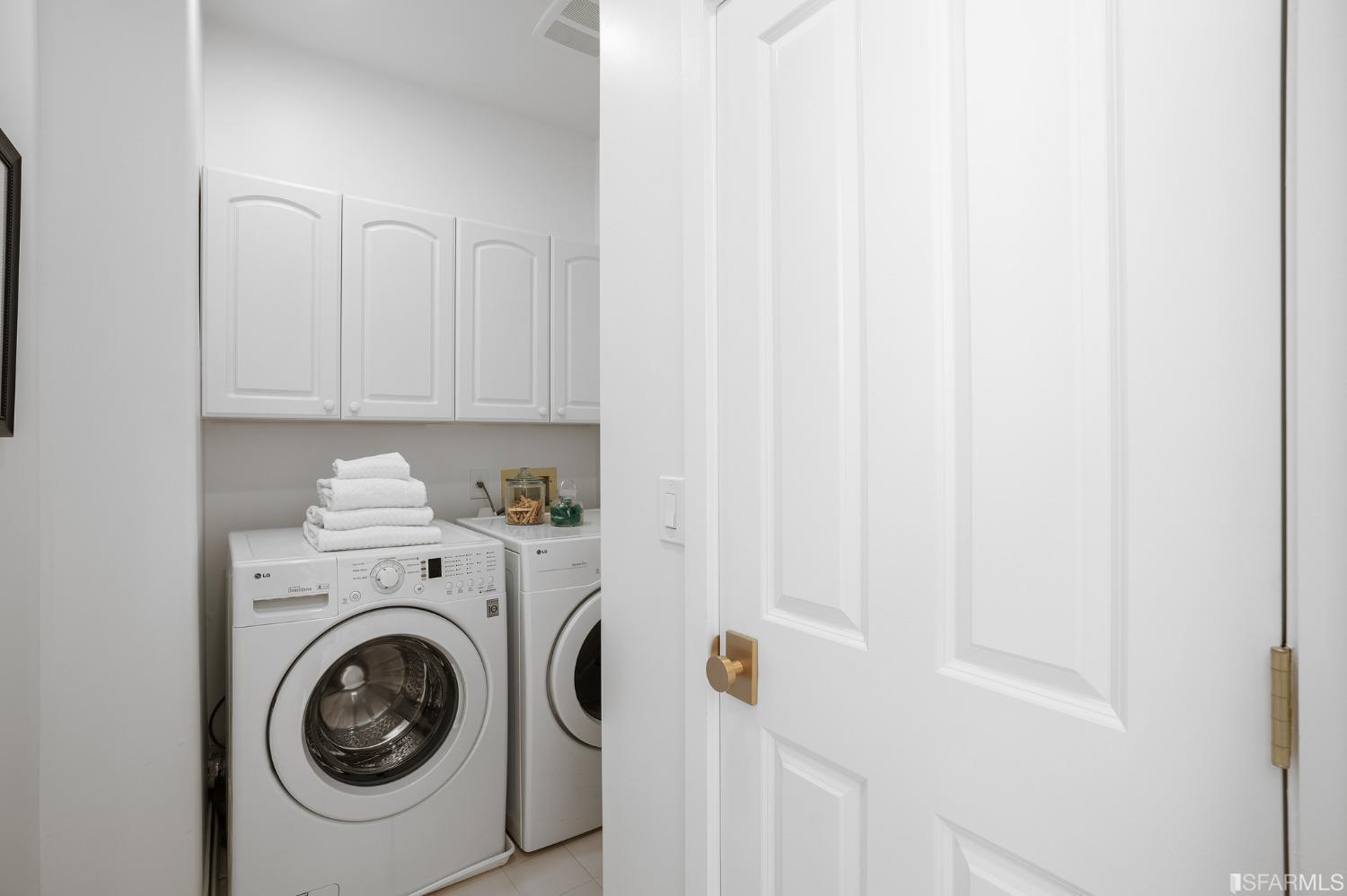 128 Wood Street Unit: 3