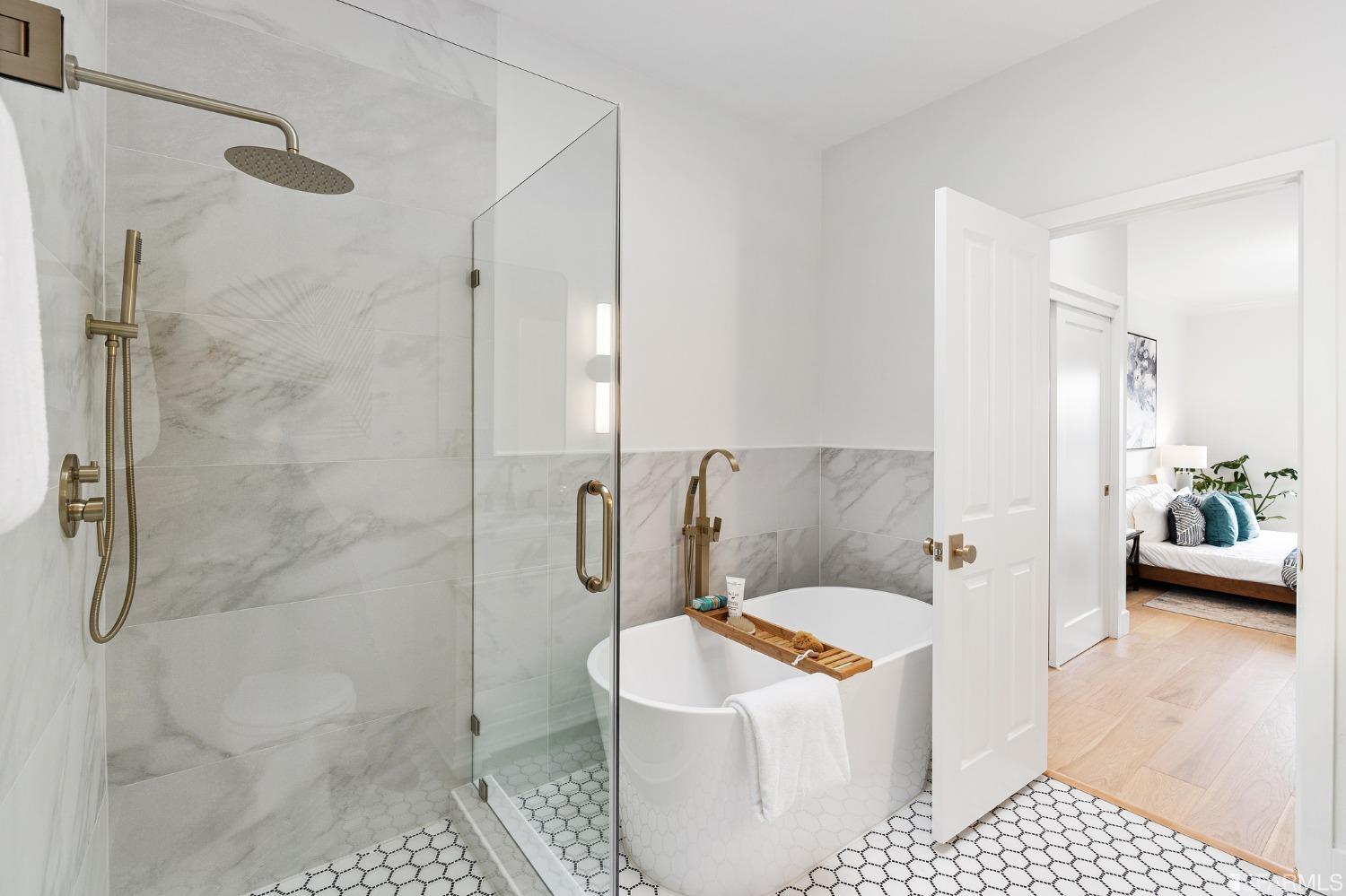 128 Wood Street Unit: 3