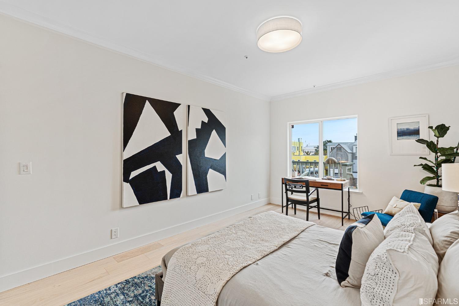 128 Wood Street Unit: 3