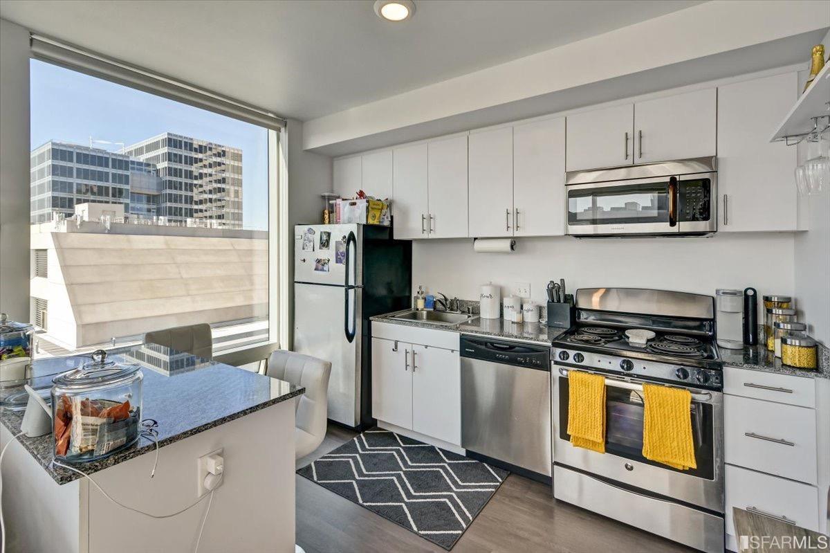 1400 Mission Street Unit: 1400