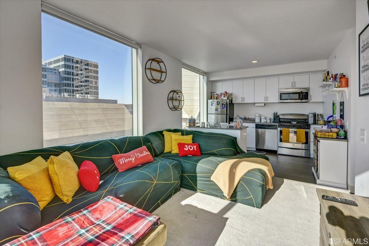 1400 Mission Street Unit: 1400