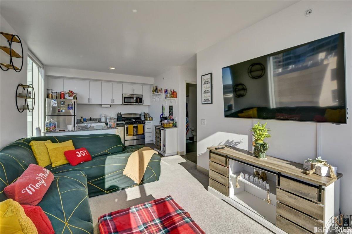 1400 Mission Street Unit: 1400