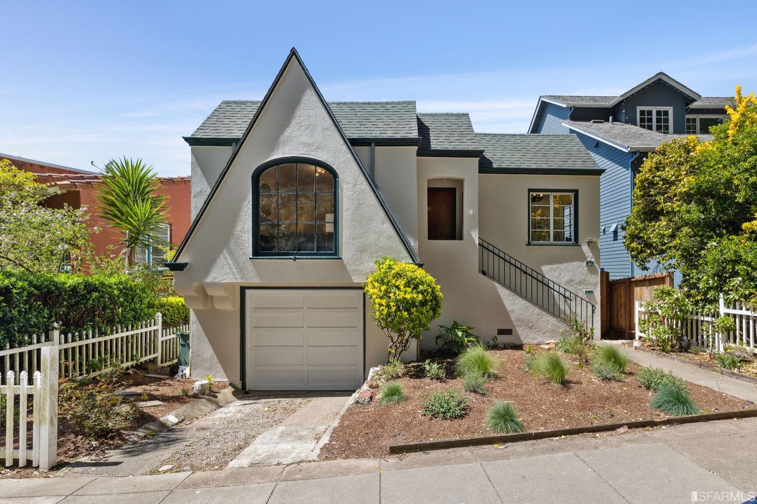 280 Juanita Way