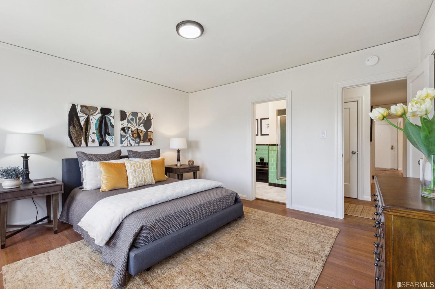 280 Juanita Way