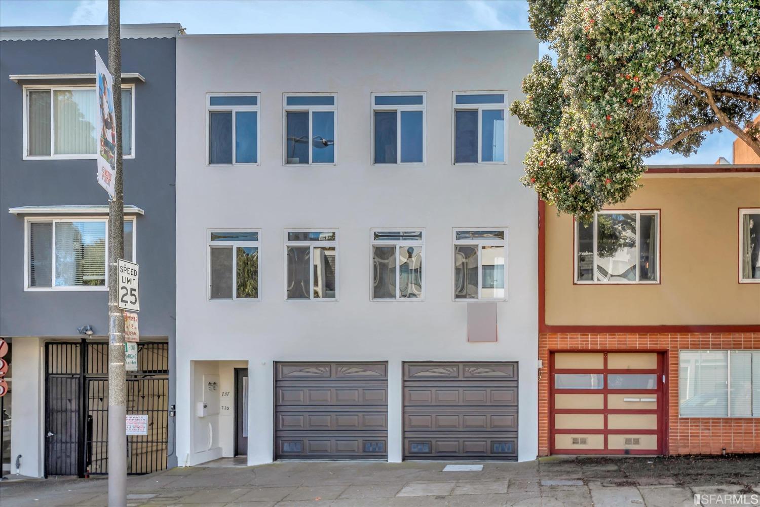 735 Monterey Boulevard