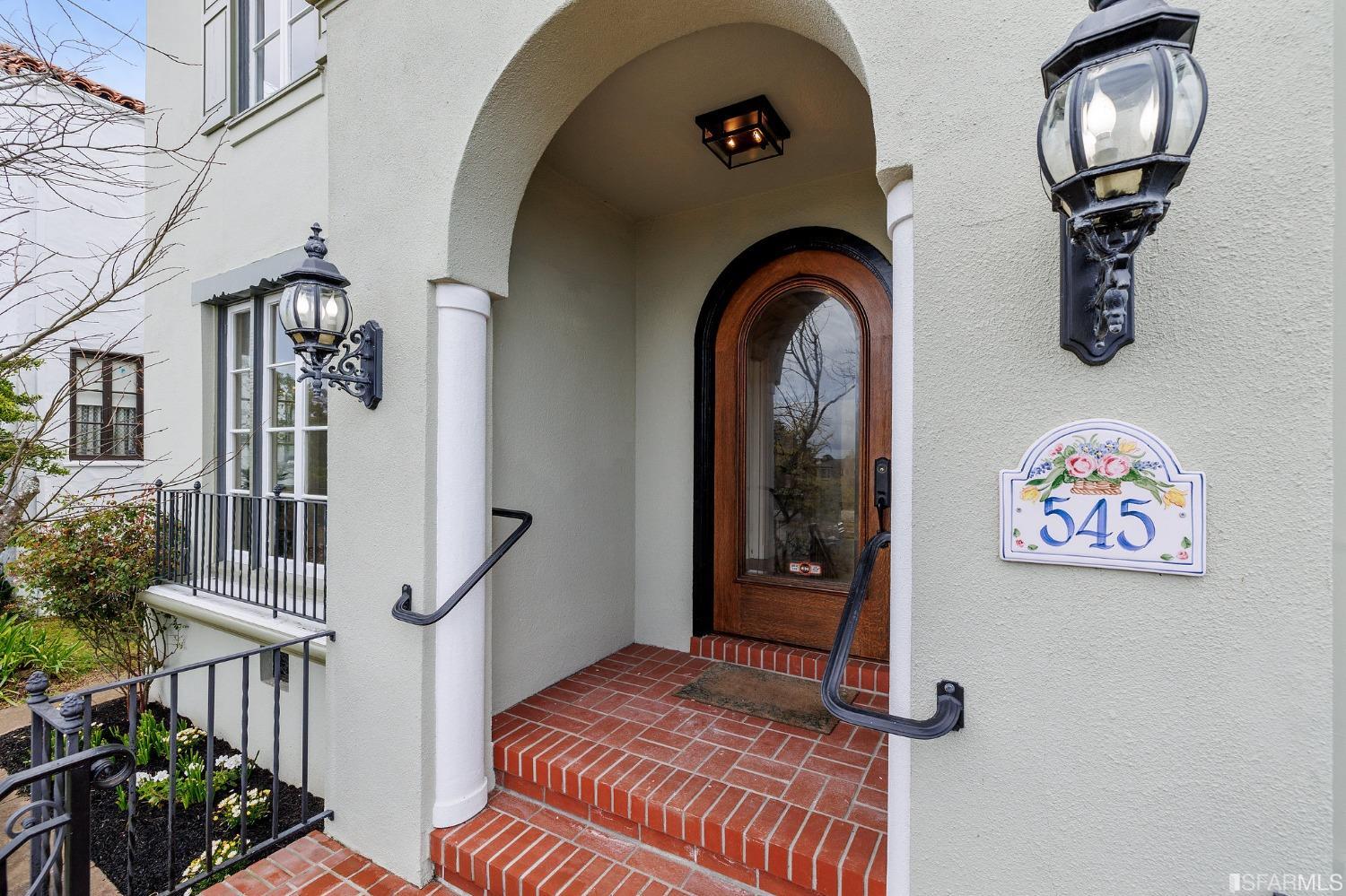 545 Junipero Serra Boulevard
