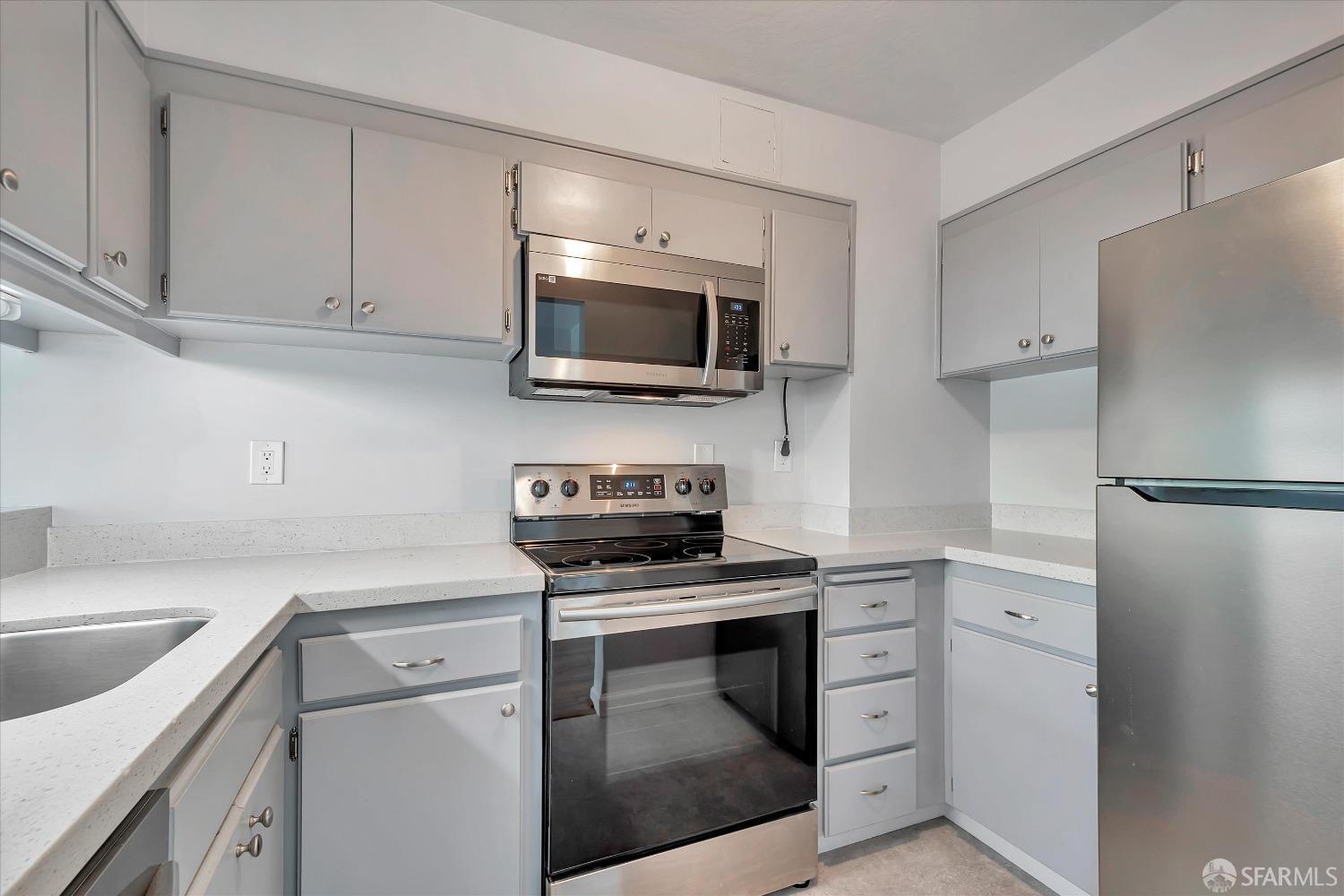 960 Bush Street Unit: 312