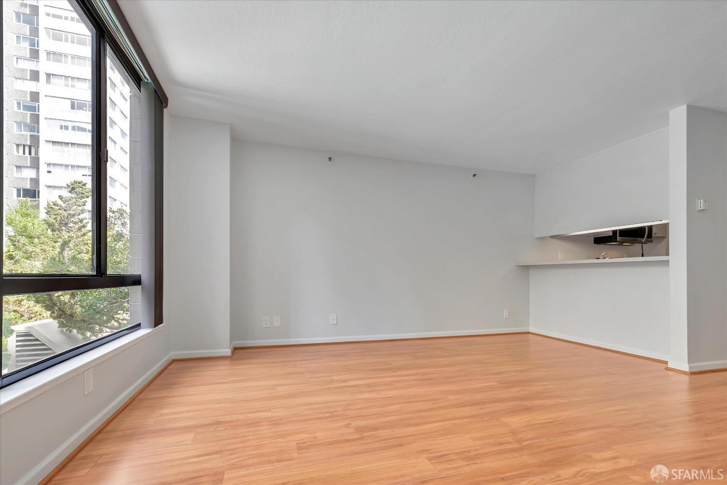 960 Bush Street Unit: 312