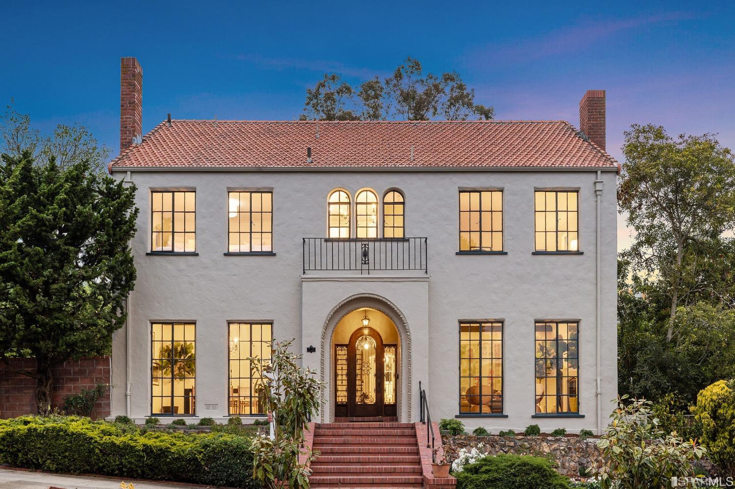 180 Castenada Avenue