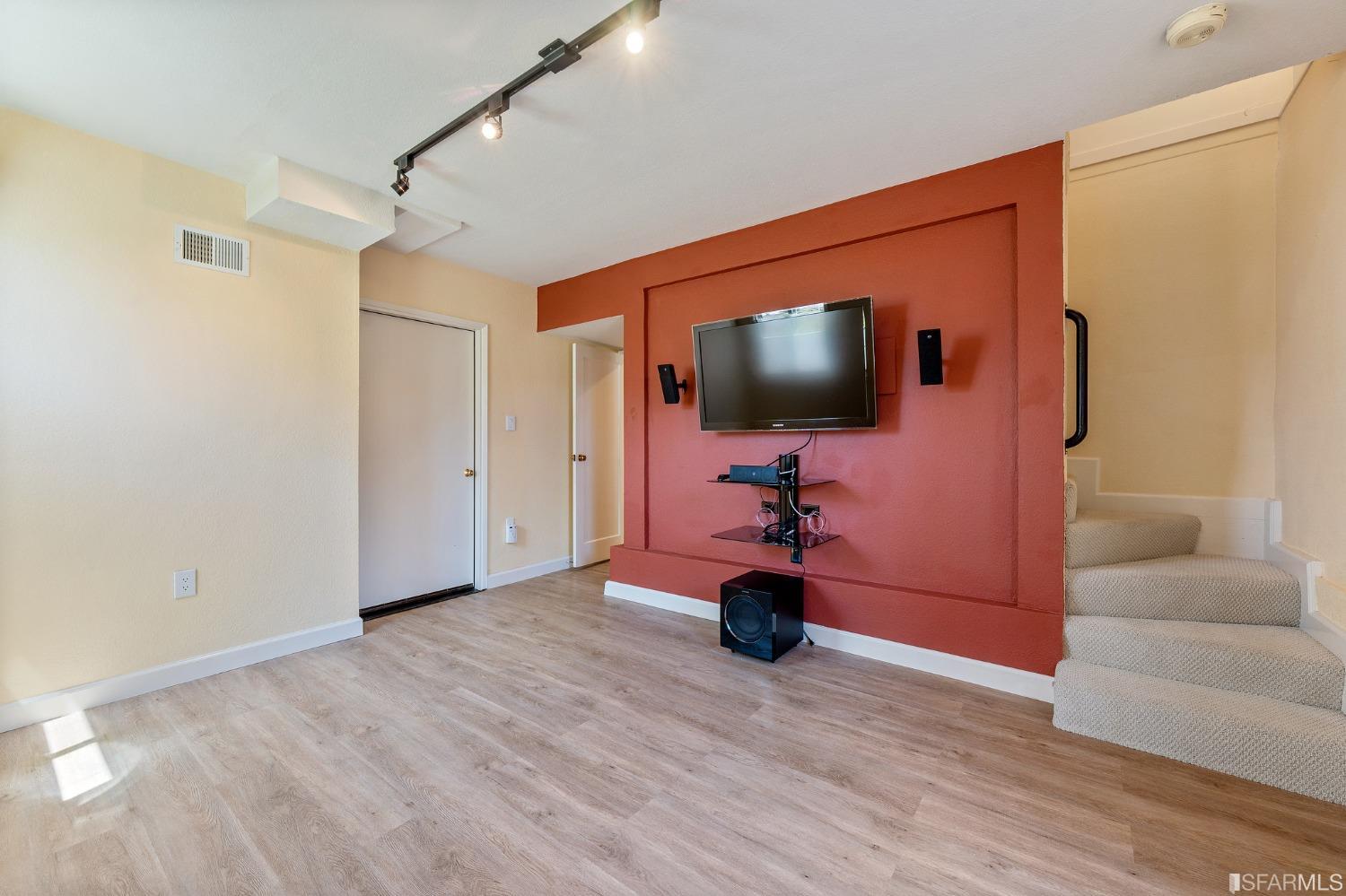 87 Cityview Way