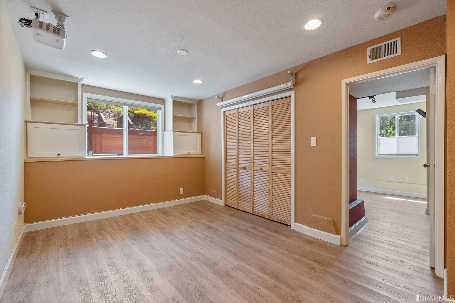 87 Cityview Way