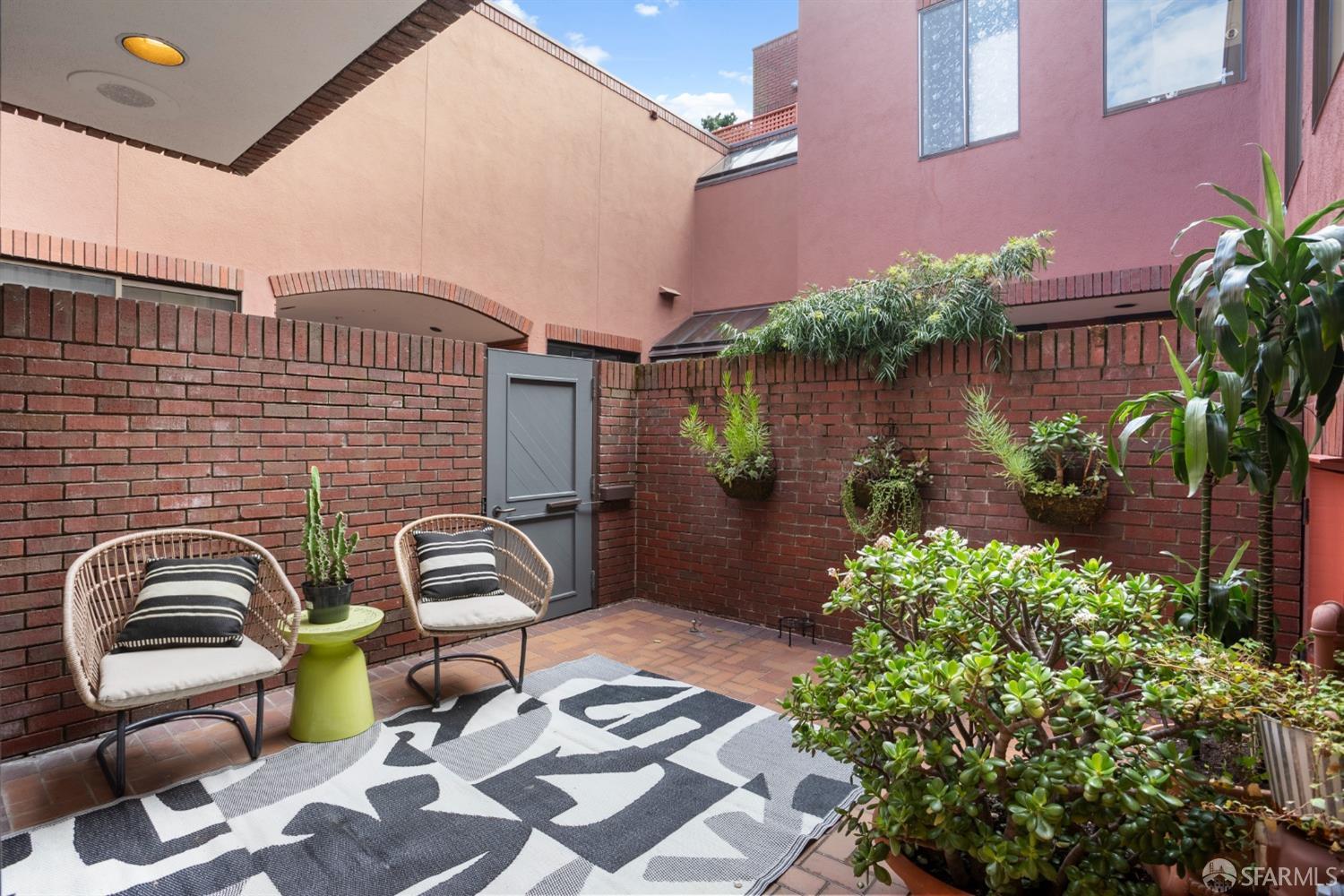640 Davis Street # 3