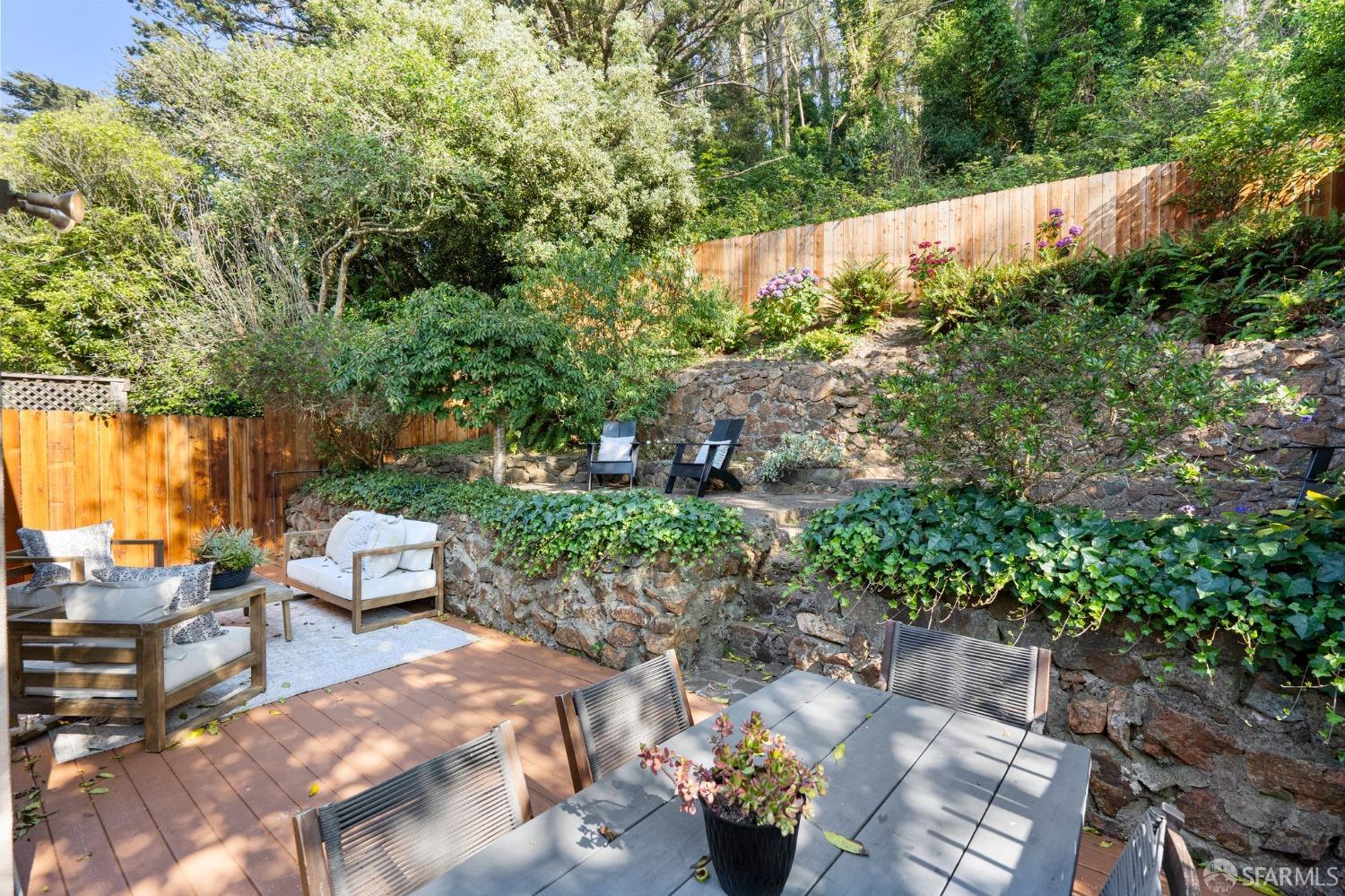 229 Juanita Way