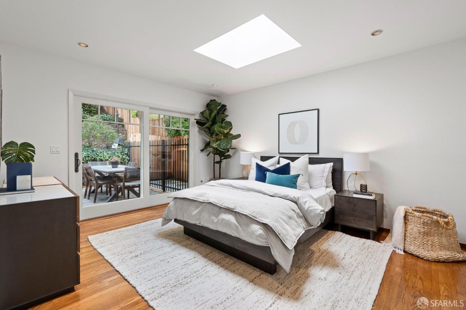 229 Juanita Way