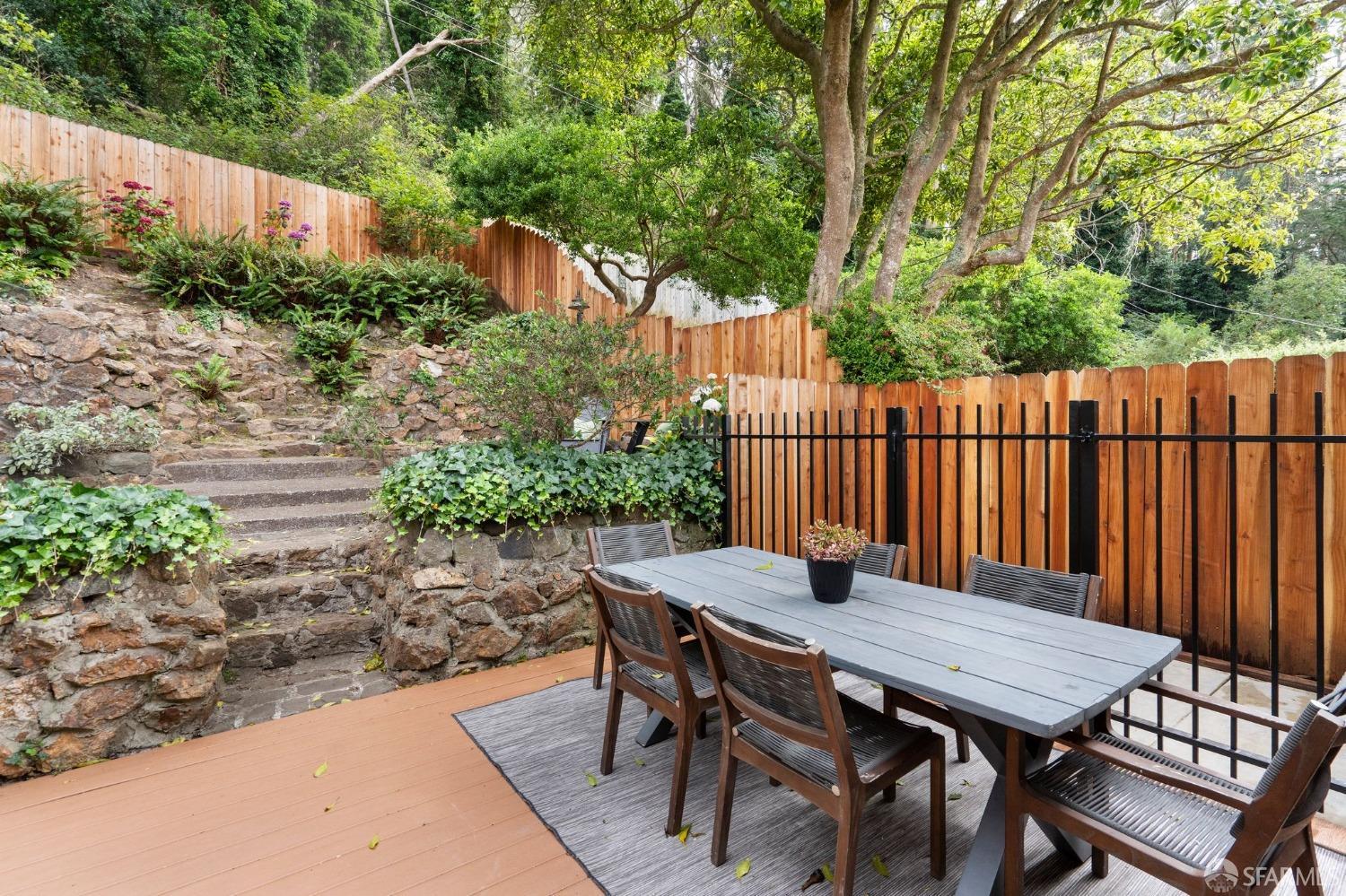 229 Juanita Way