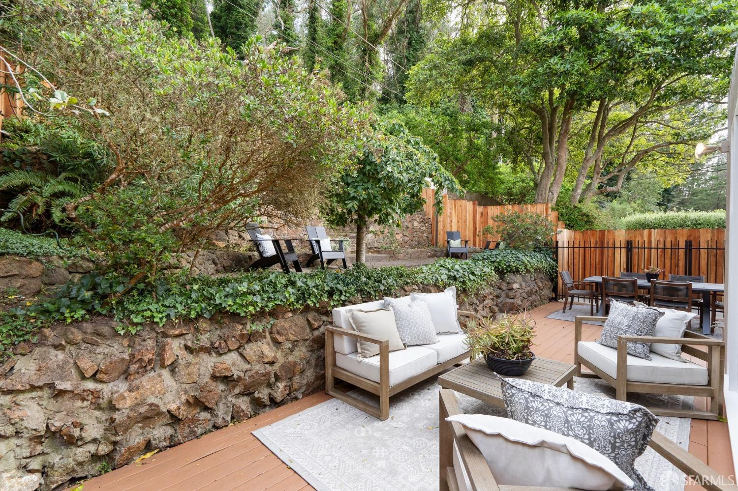 229 Juanita Way