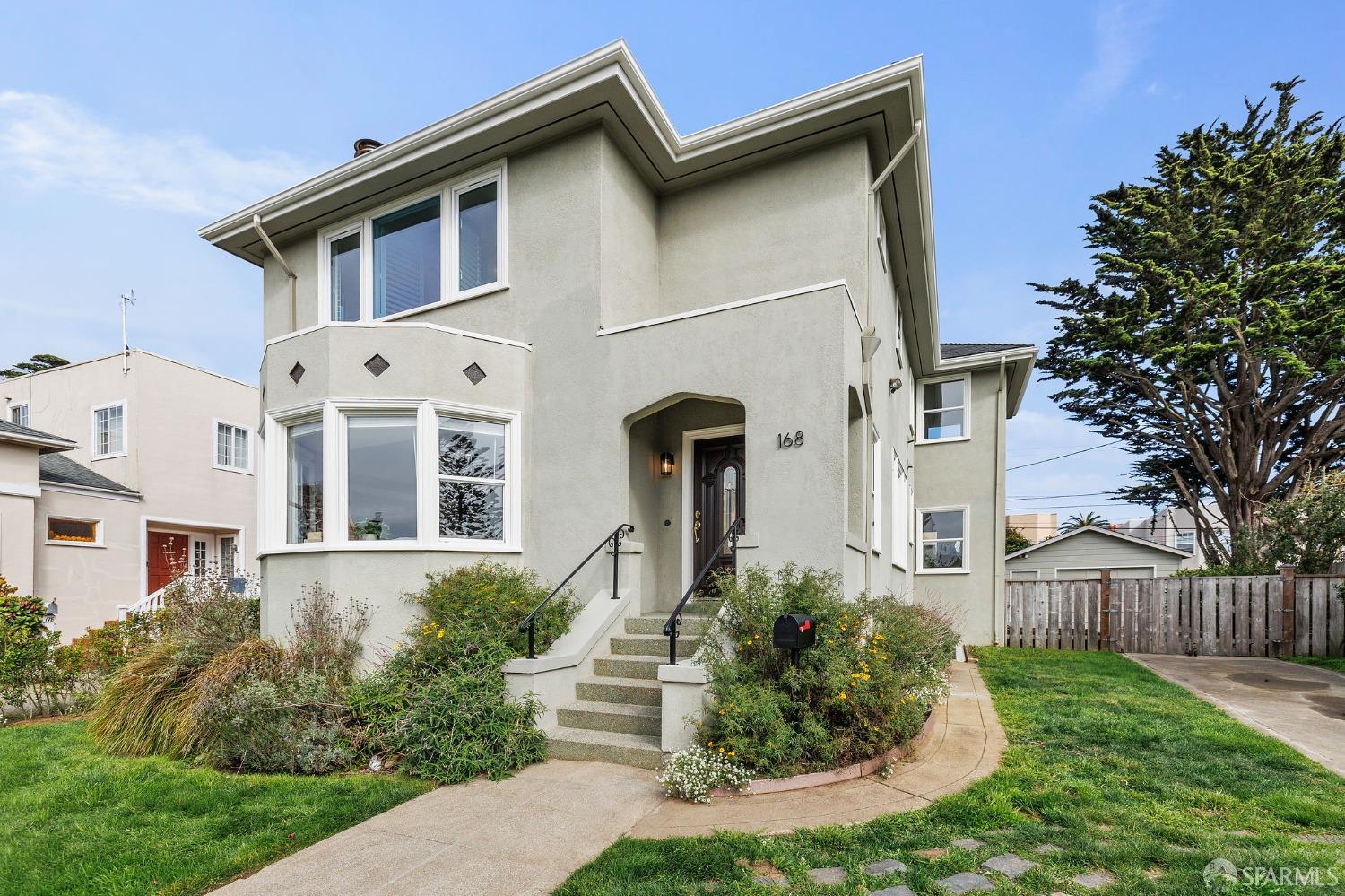 168 De Soto Street