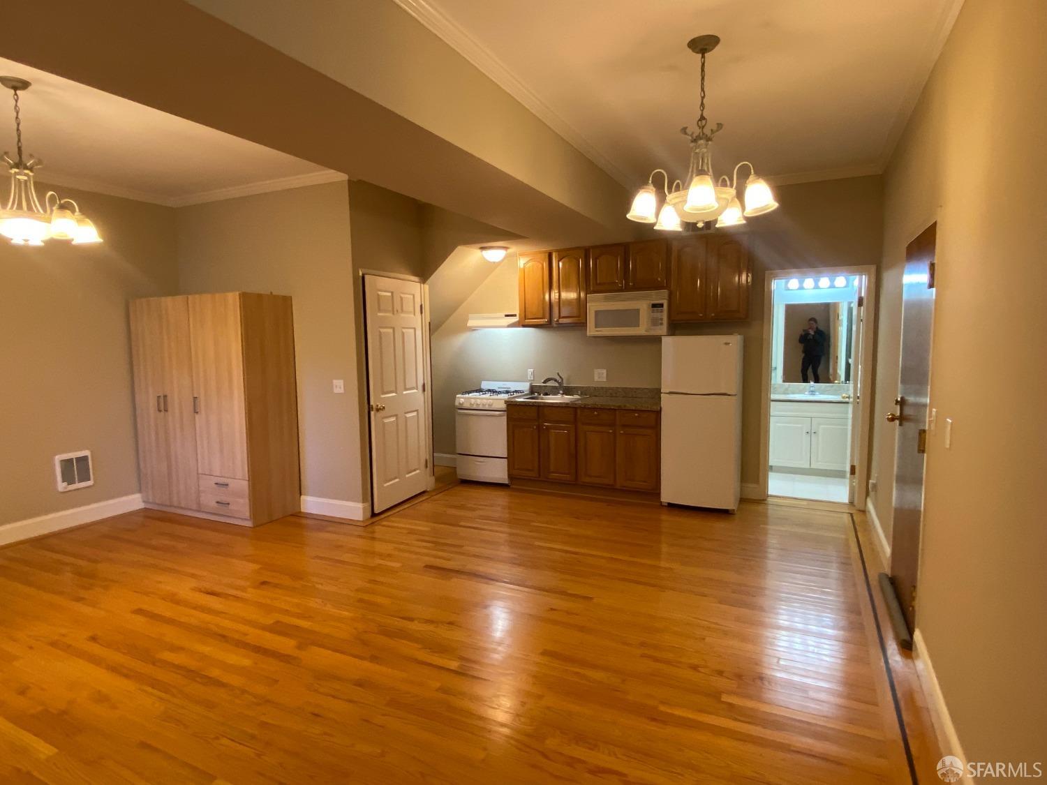 716 8th Avenue Unit: A