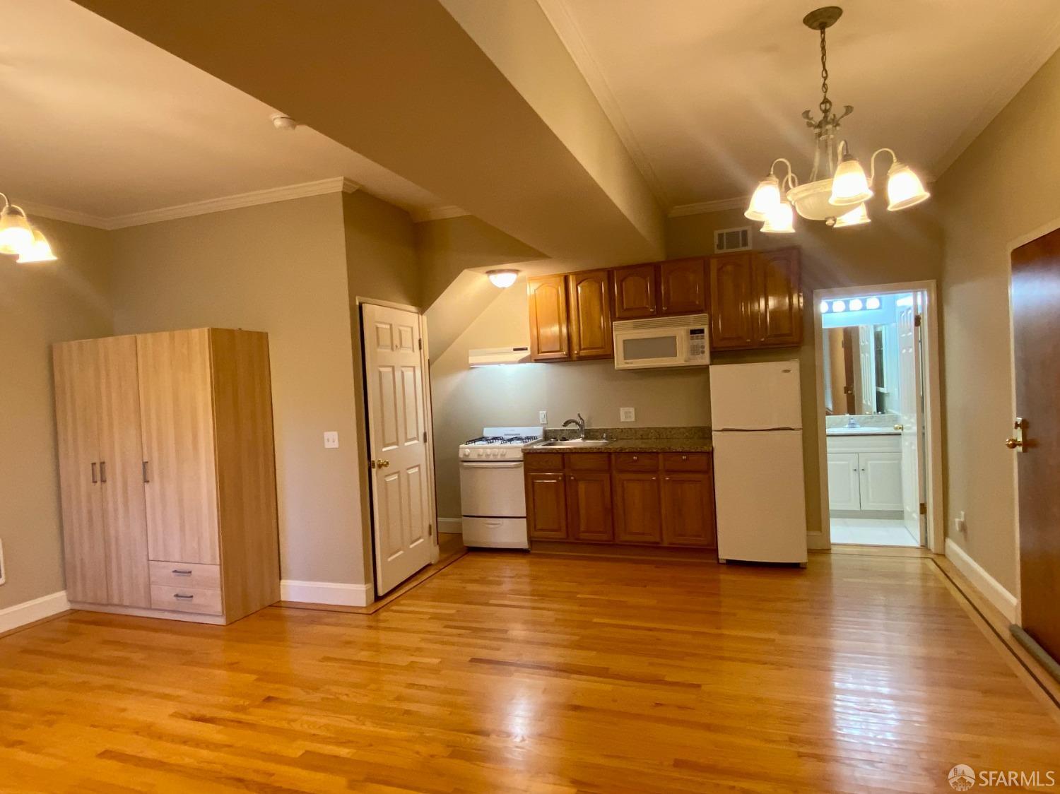 716 8th Avenue Unit: A