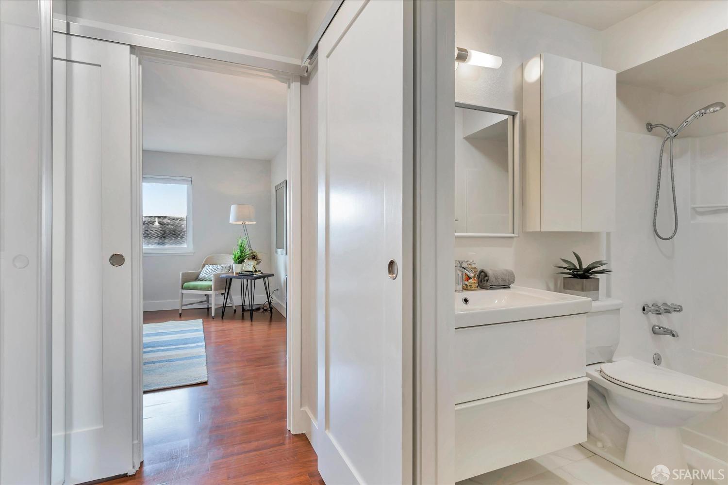 9 Vista View Court