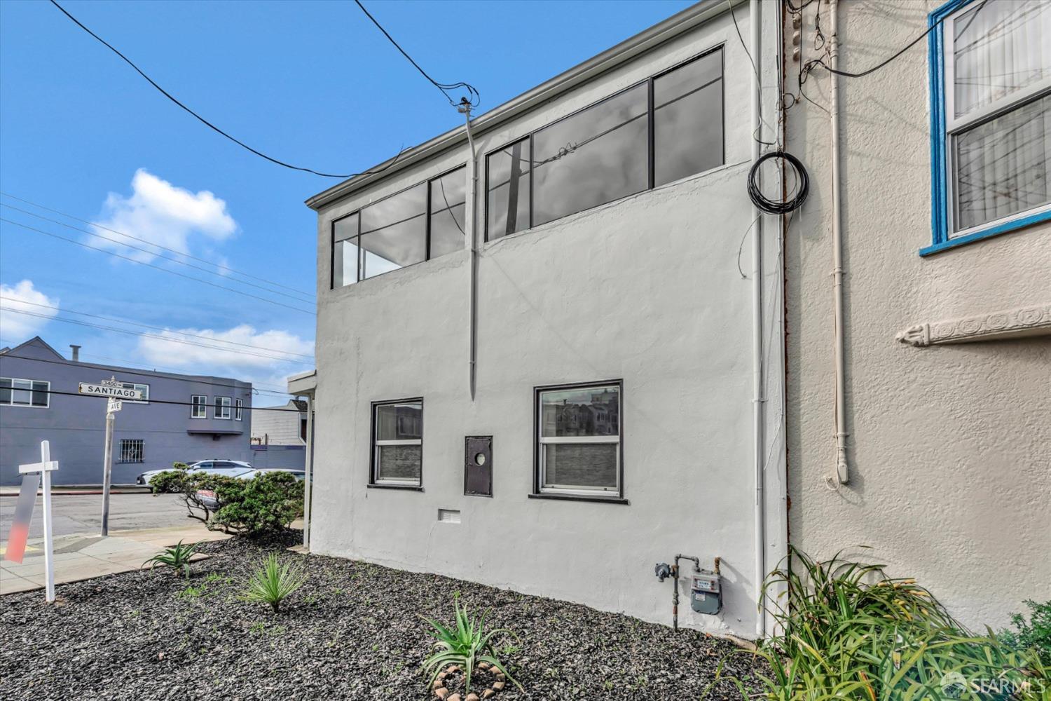 3400 Santiago Street