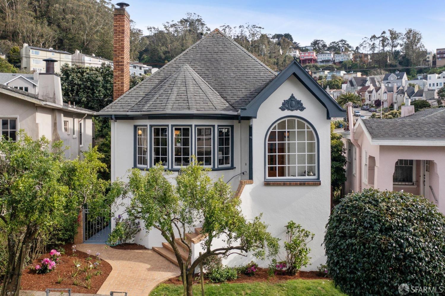 469 Ulloa Street