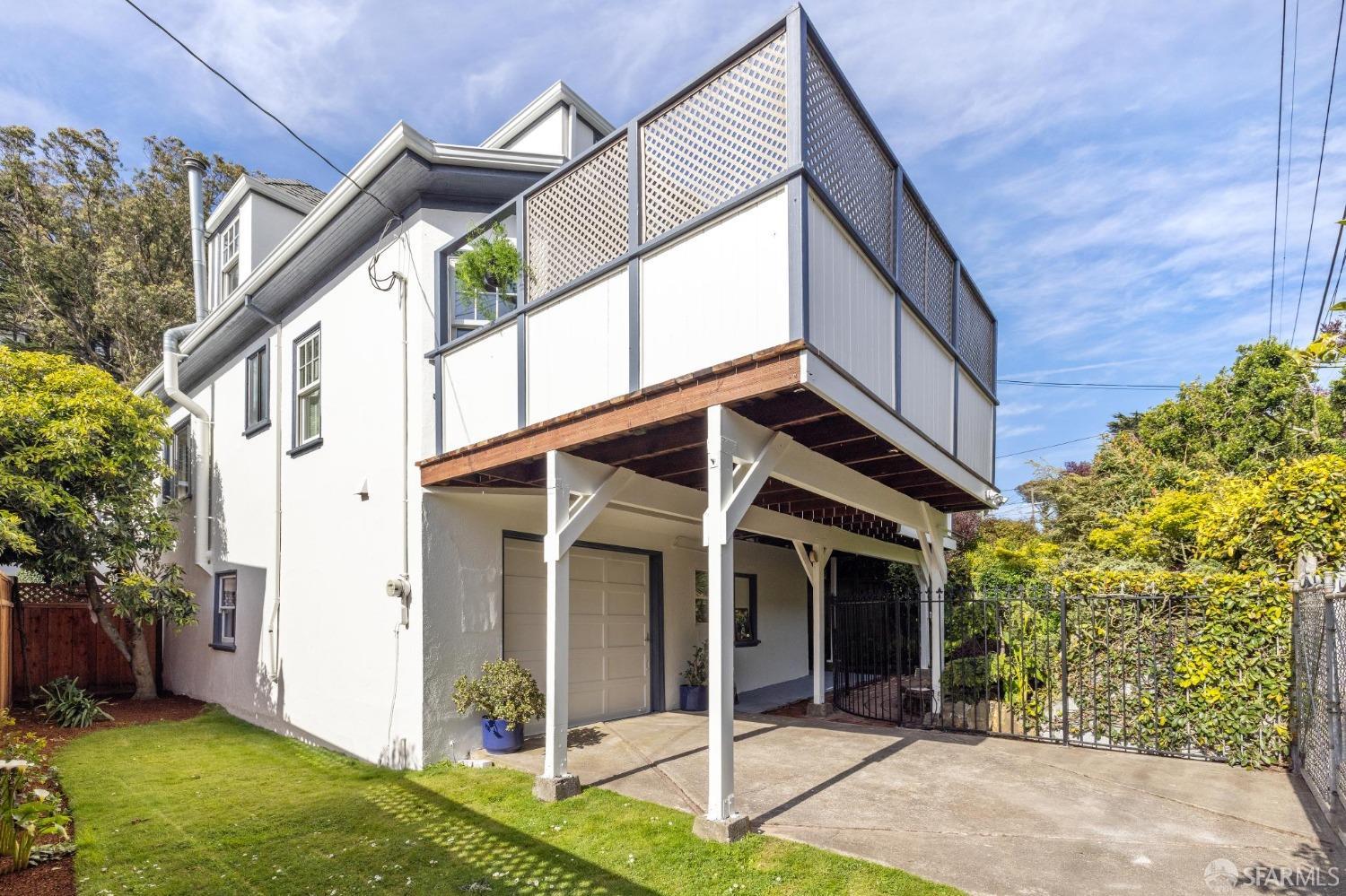 469 Ulloa Street