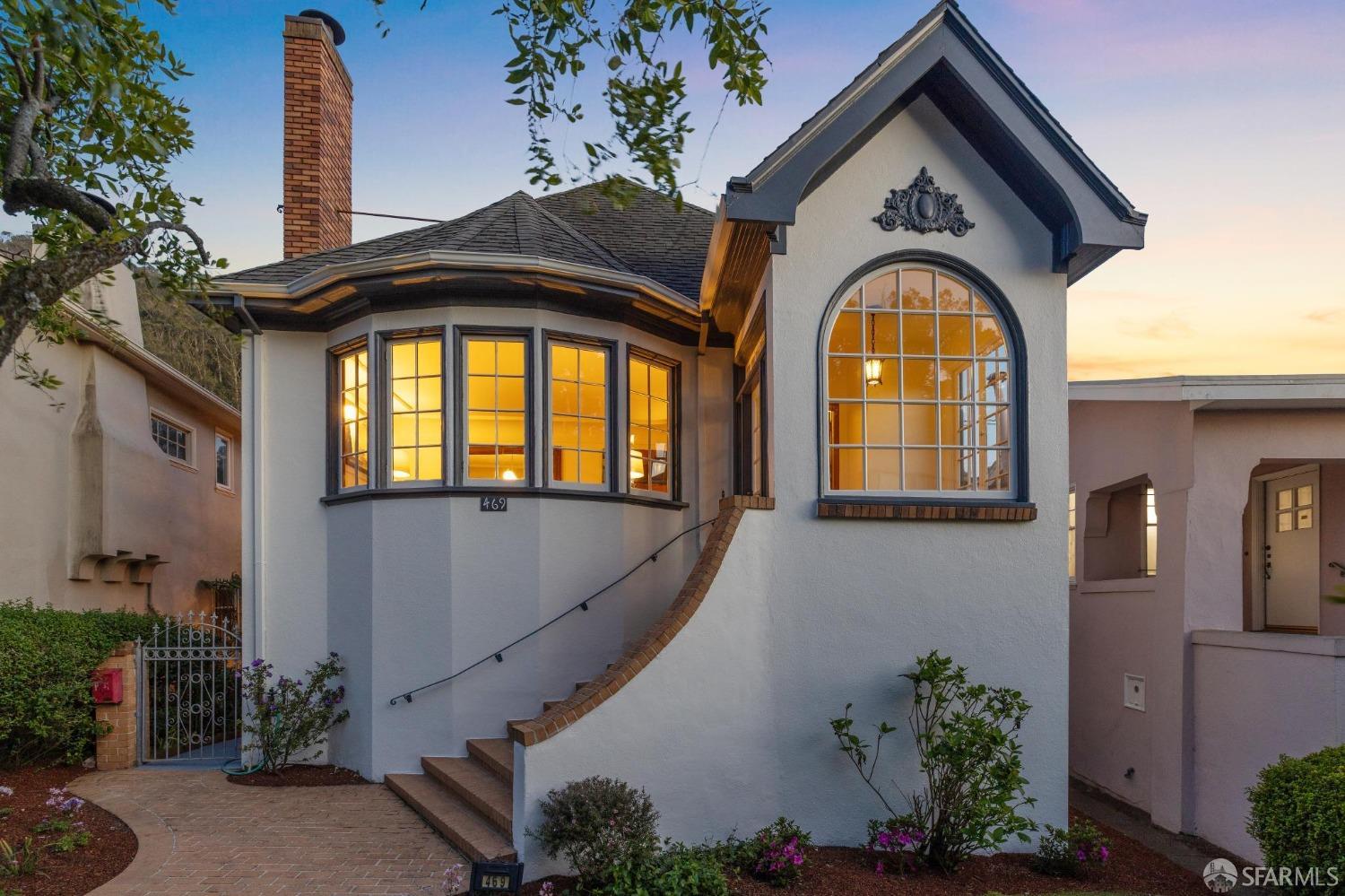 469 Ulloa Street