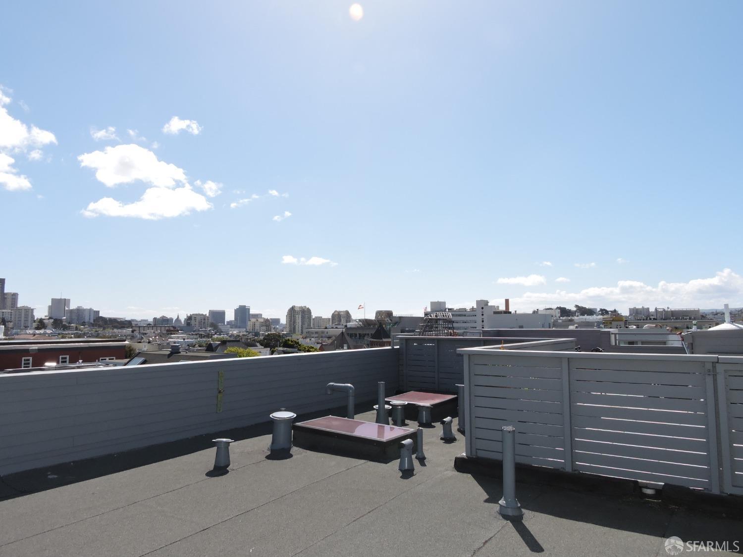 2829 California Street # 1C