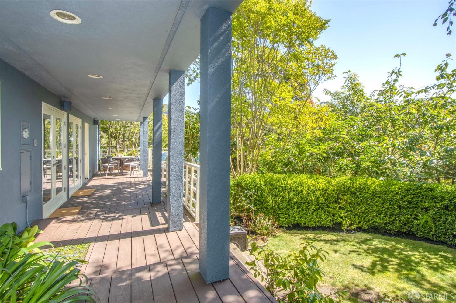 33 Marcela Avenue