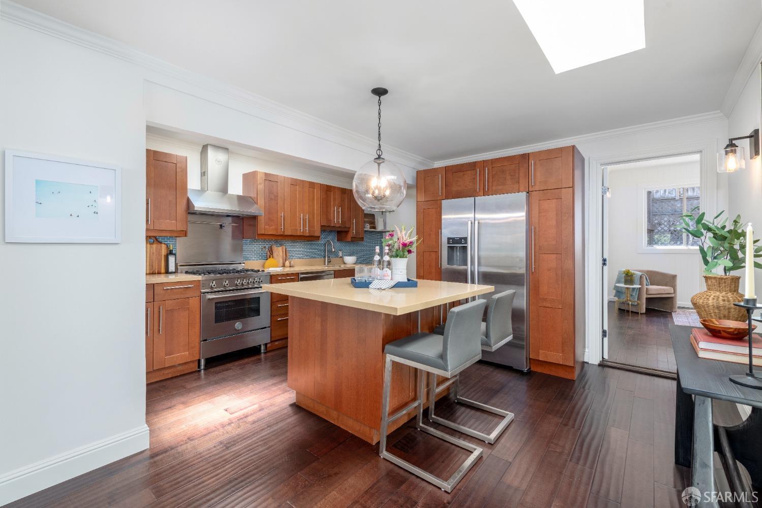 3658 Folsom Street
