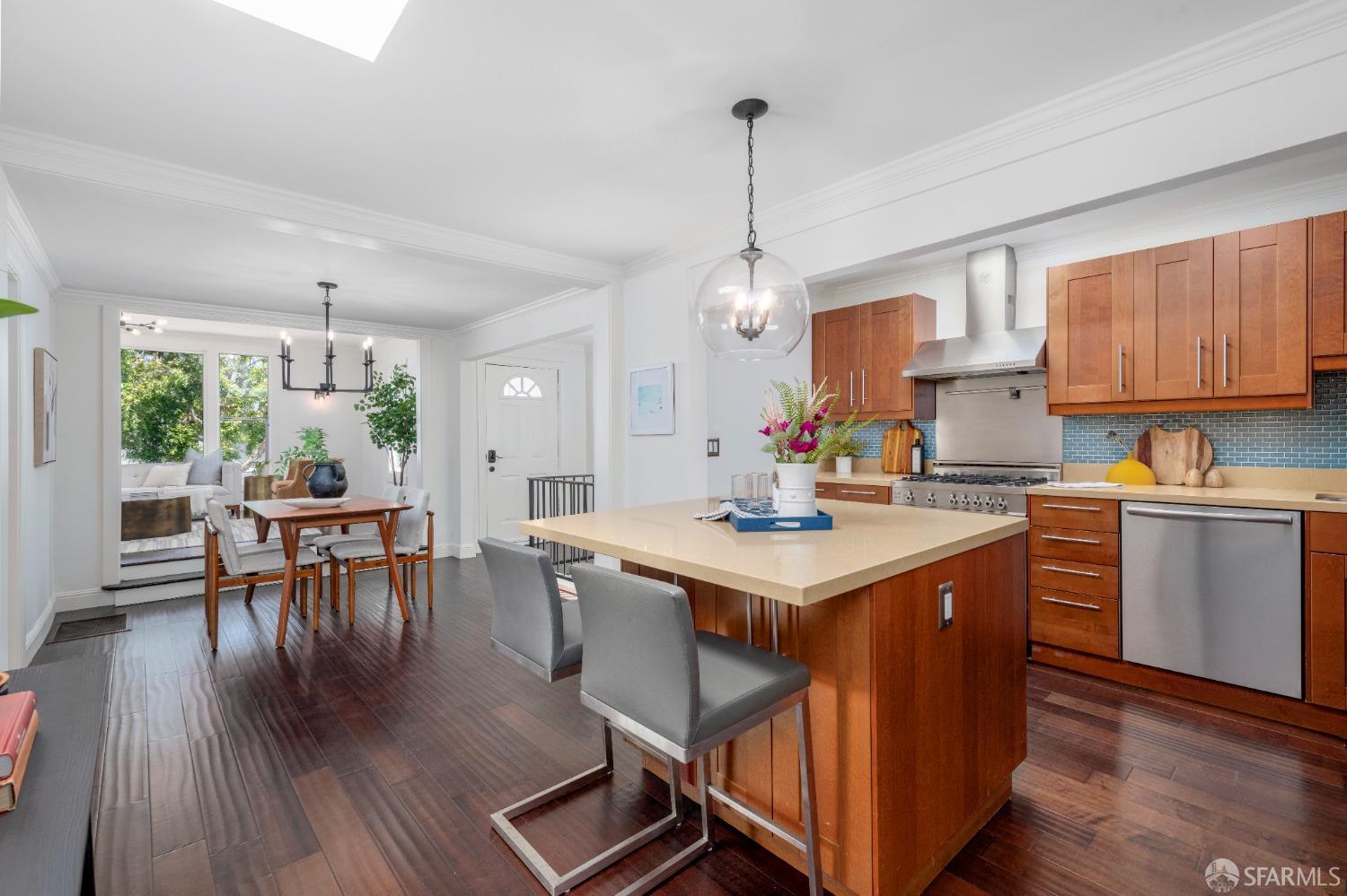 3658 Folsom Street