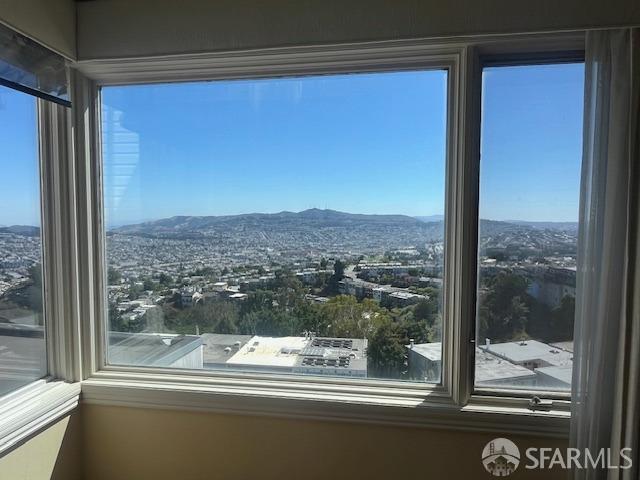 19 El Sereno Court