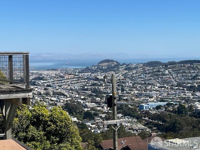 19 El Sereno Court