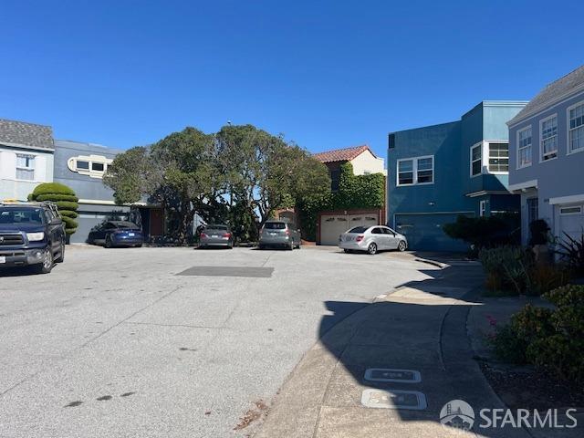 19 El Sereno Court