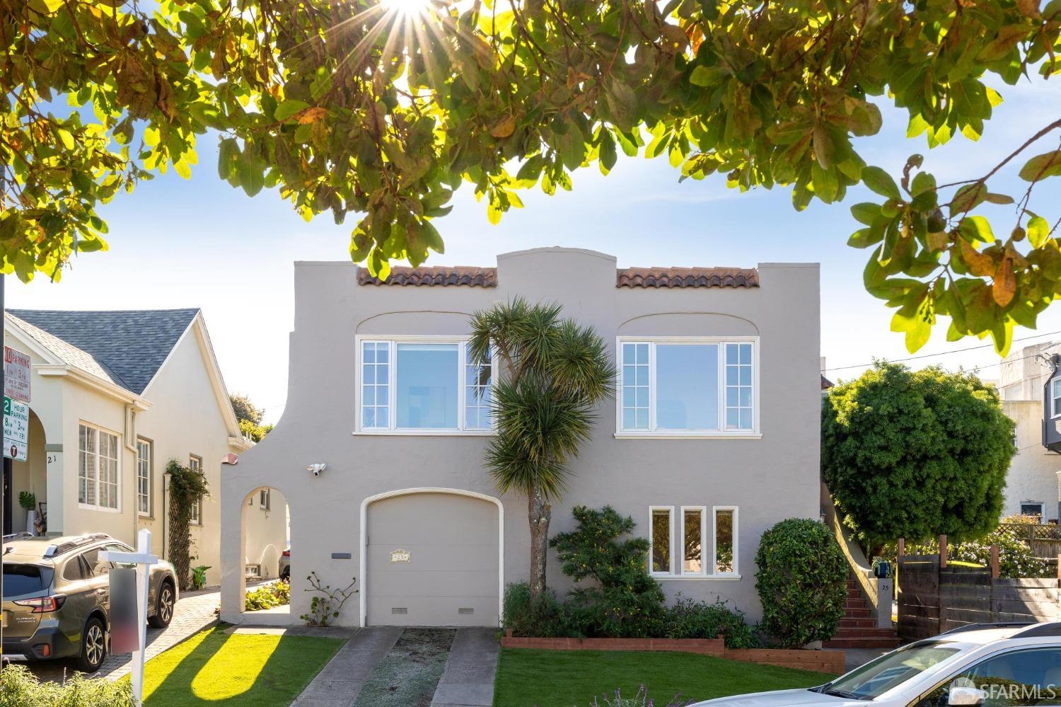 25 Vasquez Avenue