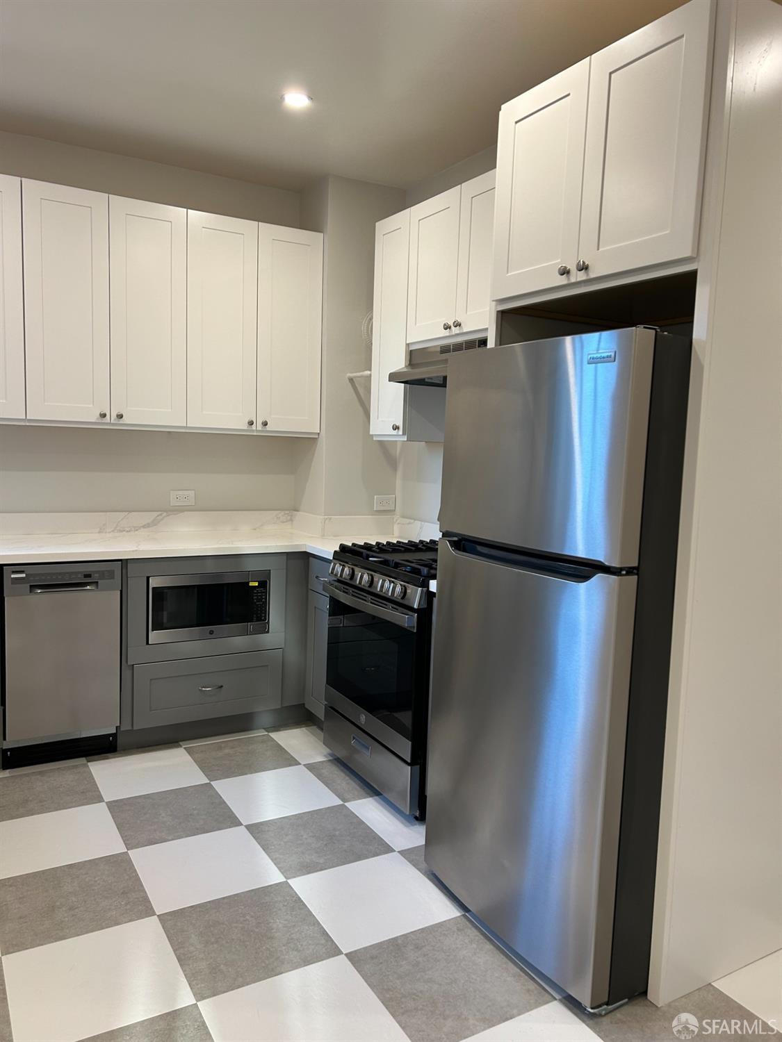 47 West Portal Avenue # 4