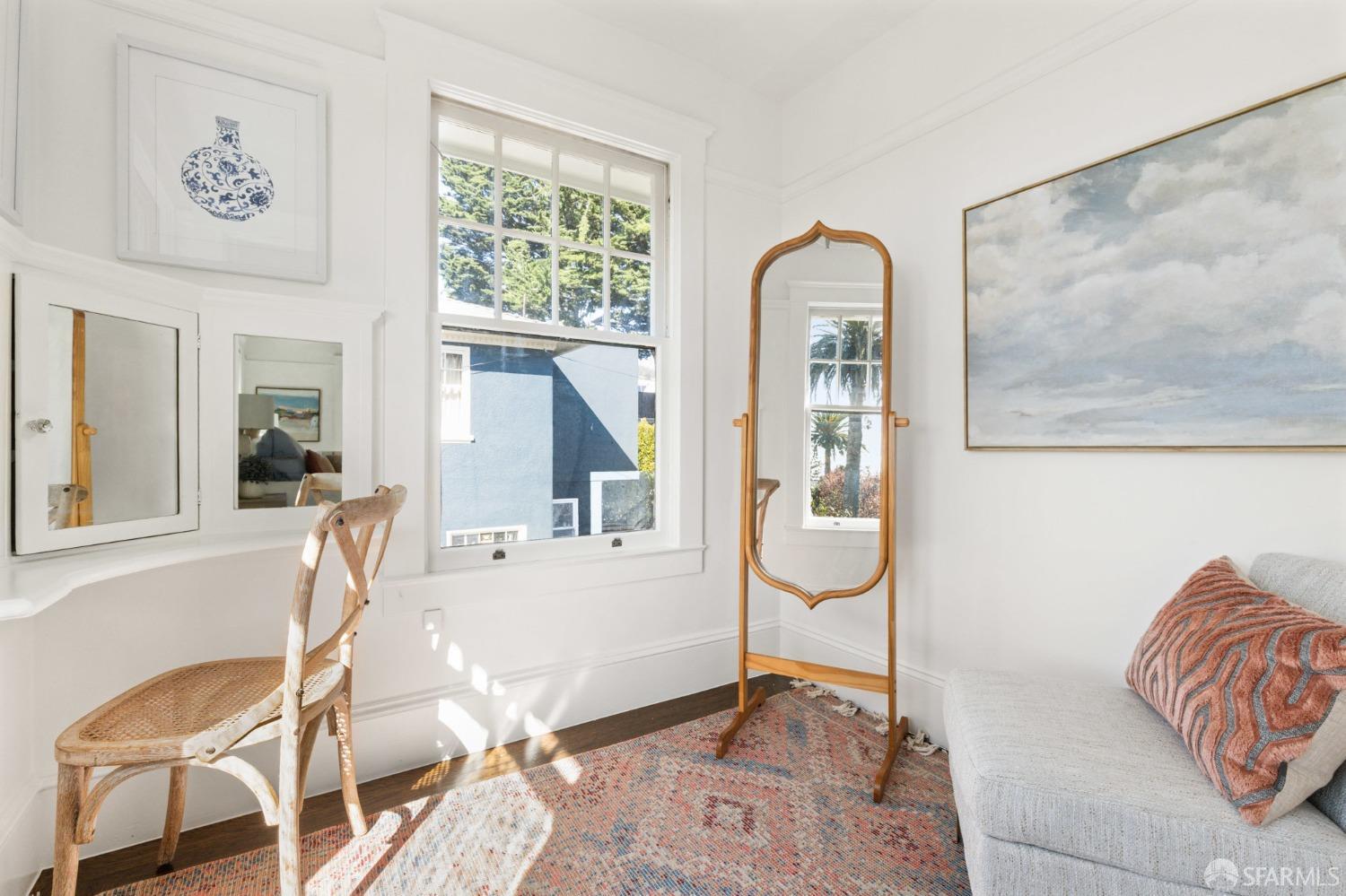 40 Pico Avenue