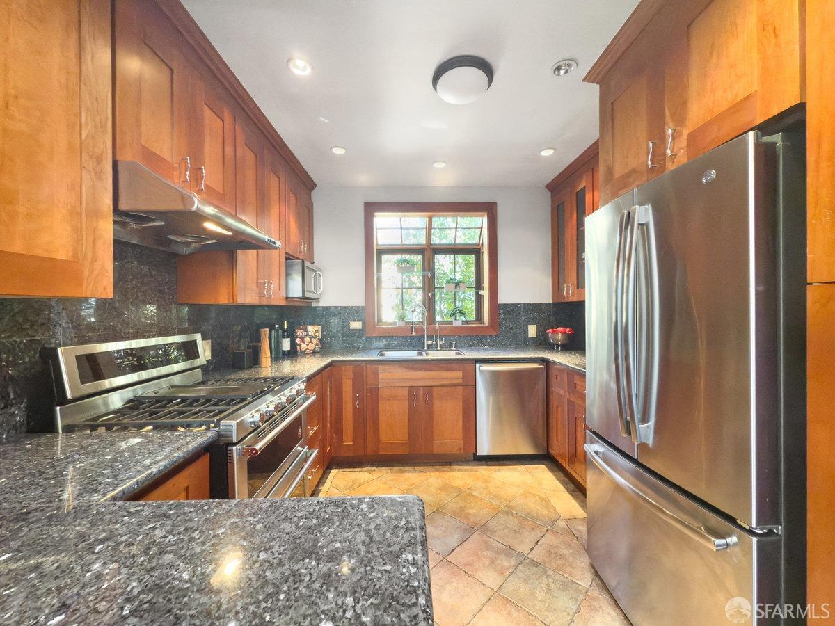 365 Moncada Way