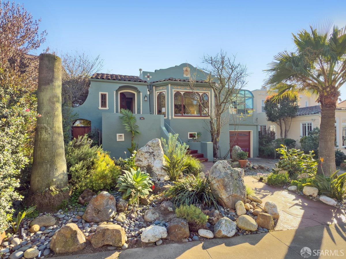 365 Moncada Way