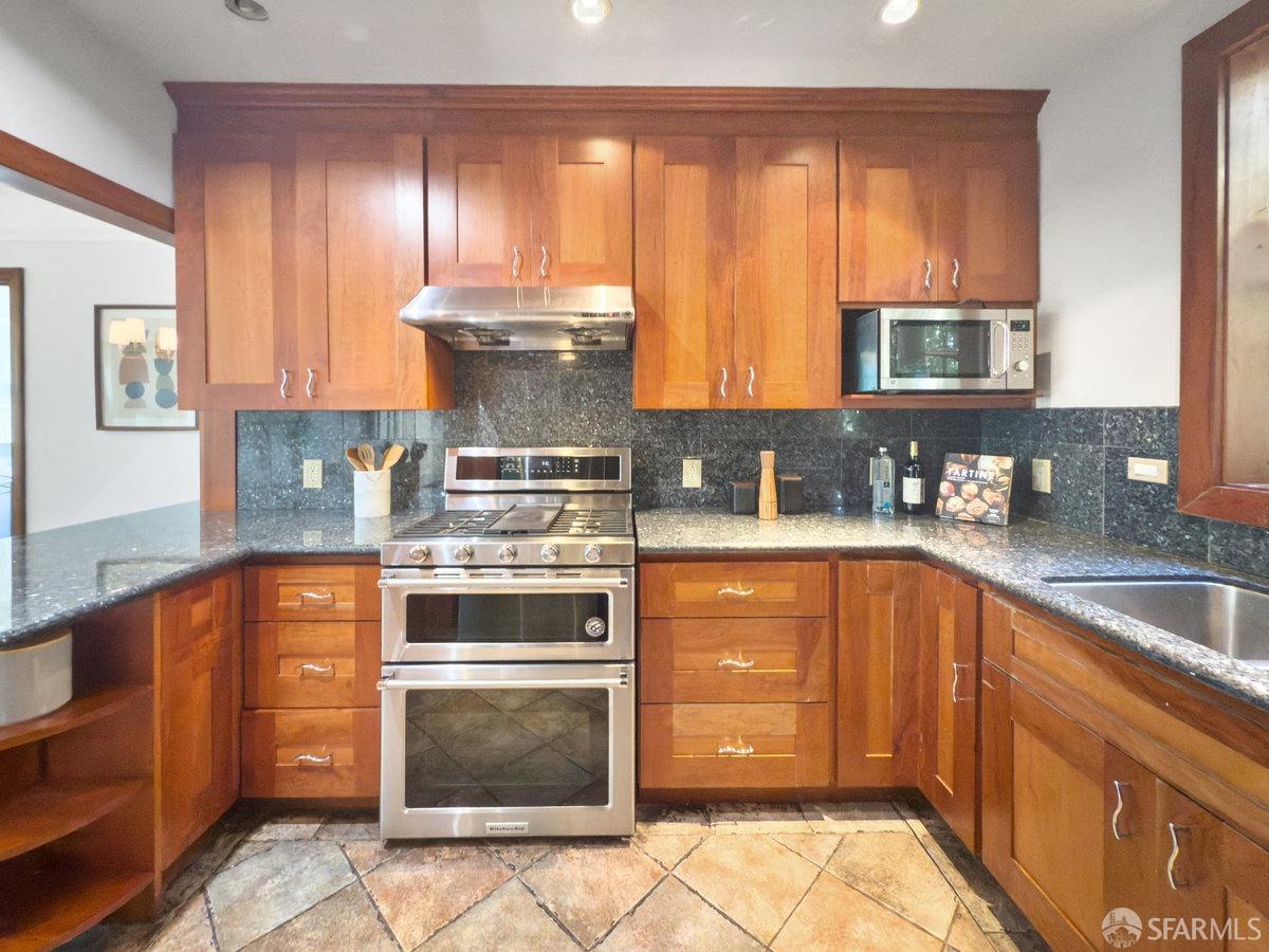 365 Moncada Way