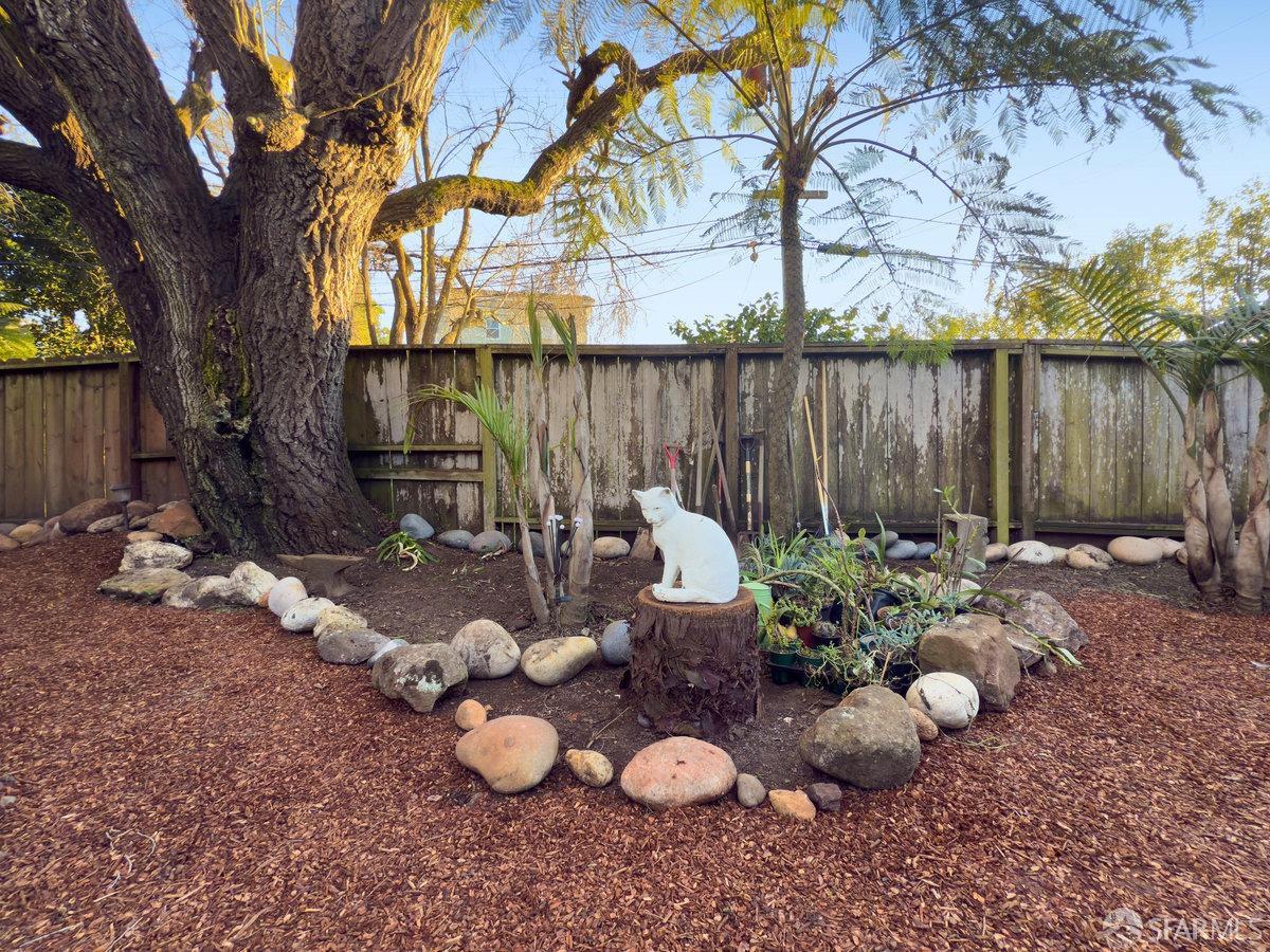 365 Moncada Way