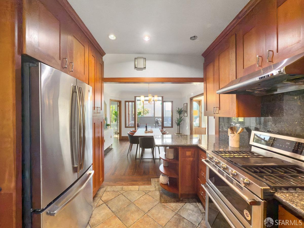 365 Moncada Way